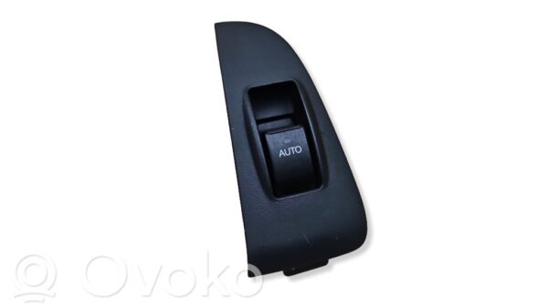 rrr-part-224-978612481af2e46e375991d9c8057753-1 Toyota Avensis T250 Electric window control switch