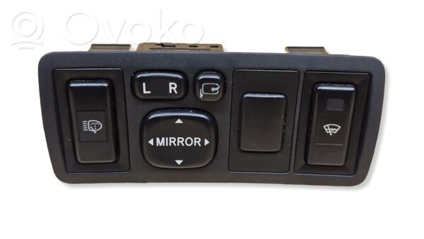 Toyota Avensis T250 Wing mirror switch