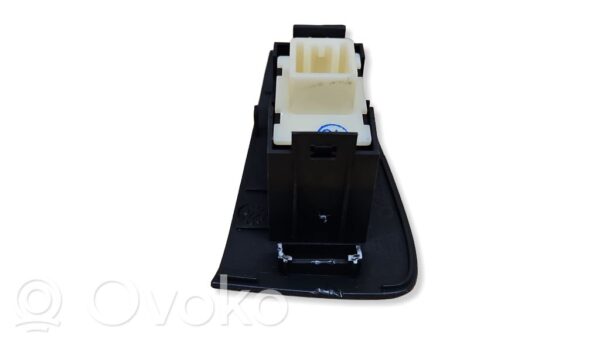 rrr-part-228-274c113c34bf028cd0da7d4734875bee-1 Toyota Avensis T250 Electric window control switch