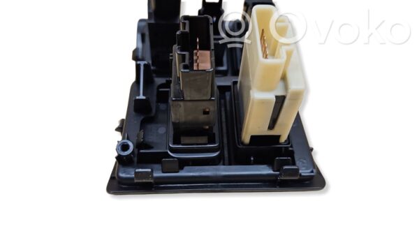 Lexus IS 220D-250-350 A set of switches