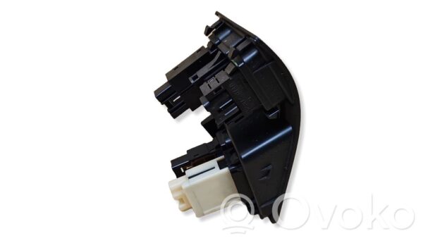 Lexus IS 220D-250-350 A set of switches
