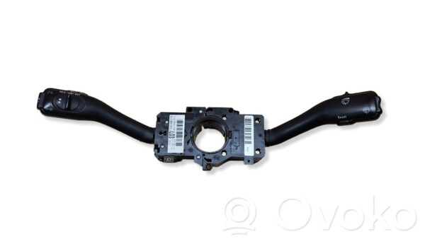 rrr-part-237-9e1958d1984ab29811b55f5e7776d799 Audi A6 S6 C5 4B Klaasipuhasti suunatulede kang/lüliti