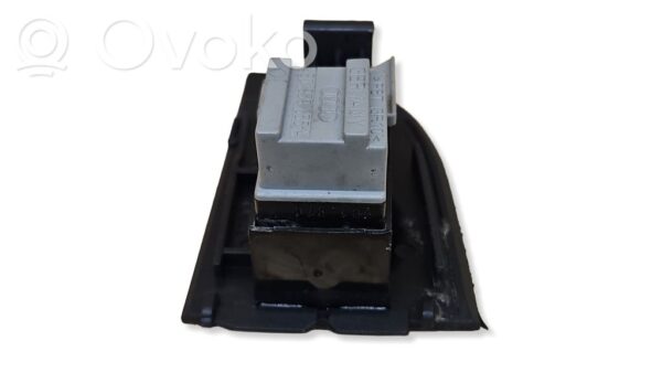 rrr-part-240-5ea6218728cf9ffd263a32b862026510 Audi A6 S6 C5 4B Electric window control switch