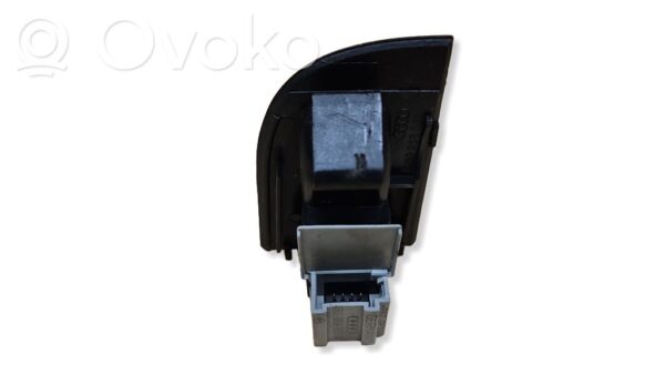 rrr-part-241-0f4b07e2fdf37a6880263b5a8c48fda6 Audi A6 S6 C5 4B Electric window control switch