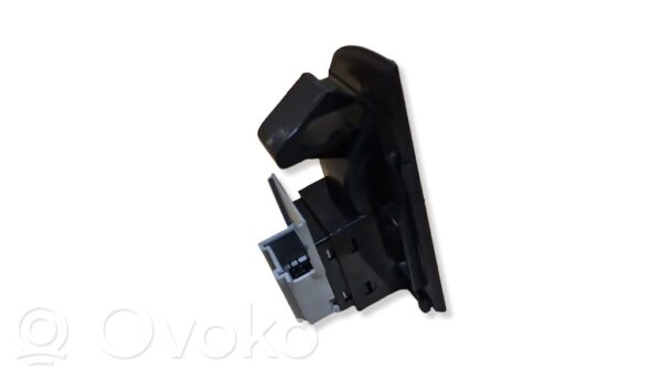 rrr-part-241-b5df97661afbf5f6c22ef0a4cb041005-1 Audi A6 S6 C5 4B Electric window control switch