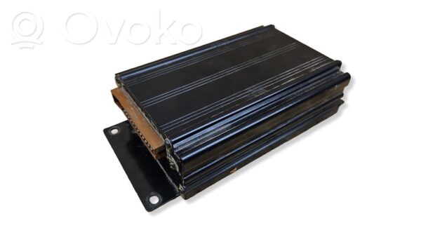Audi A6 S6 C5 4B Sound amplifier