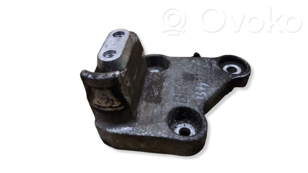 Citroen Berlingo Gearbox mounting bracket