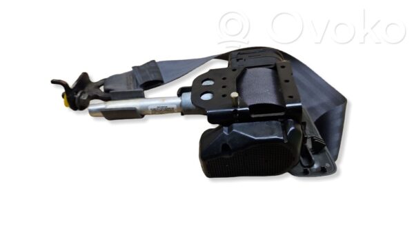 Volvo S60 Rear seatbelt