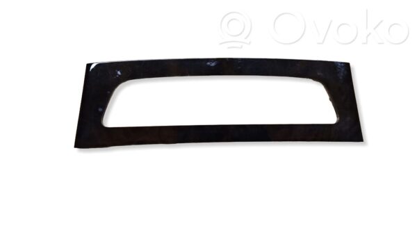 rrr-part-327-4055c6fc5f4752276233056aefd4f51a Mercedes-Benz CLS C219 Panel trim