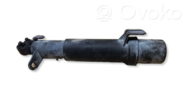 Mercedes-Benz CLS C219 Headlight washer spray nozzle