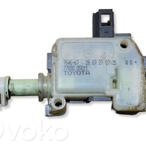 rrr-part-338-c4eaefa1d894967ada946e52c050e7a7 Toyota Avensis T250 Fuel tank cap lock motor