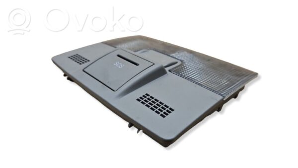 rrr-part-356-040e5a6fc5e3b5b3f26093e4f585ee64 Audi A6 S6 C5 4B Front seat light