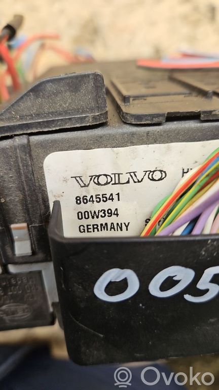 rrr-part-36-50fcf97940376f7cfcc656cab4dc8cf6-1 Volvo S60 Fuse module