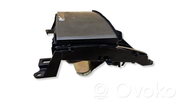 rrr-part-370-40d8b15ec1588177030879ba41ed0250 Lexus IS 220D-250-350 Car ashtray