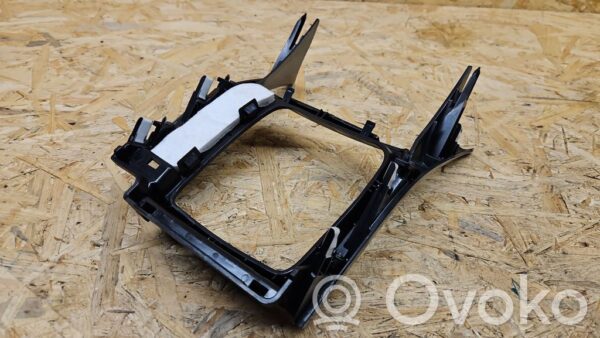 rrr-part-373-c1d6f23a222b7331c94d9f4afcadb5c7 Lexus IS 220D-250-350 Other interior part