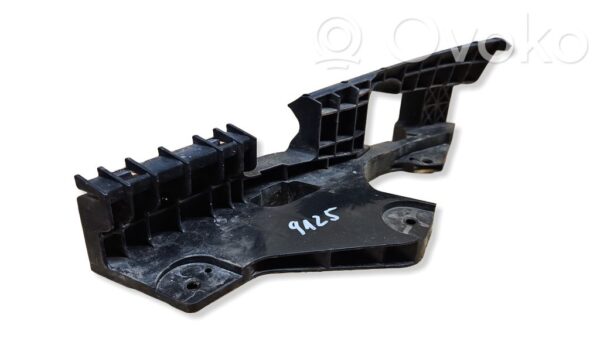 rrr-part-379-a80bc68fad46428a84b4b04b6ad2f2aa Lexus IS 220D-250-350 Front bumper mounting bracket