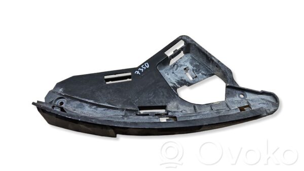 Volvo XC60 Headlight/headlamp mounting bracket