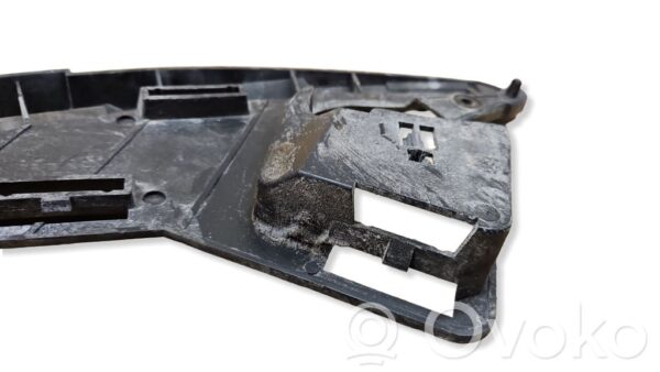 Volvo XC60 Headlight/headlamp mounting bracket