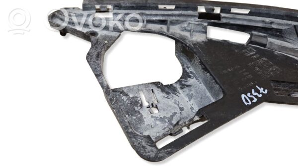 Volvo XC60 Headlight/headlamp mounting bracket