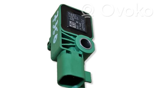 Volvo XC60 Airbag deployment crash/impact sensor