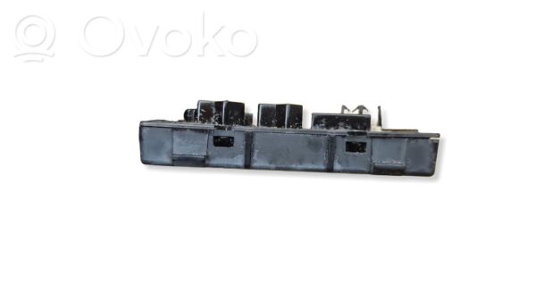 rrr-part-45-0d17eae83b5ac2effbfd4db38a892196-1 Audi A6 S6 C5 4B Multifunctional control switch/knob