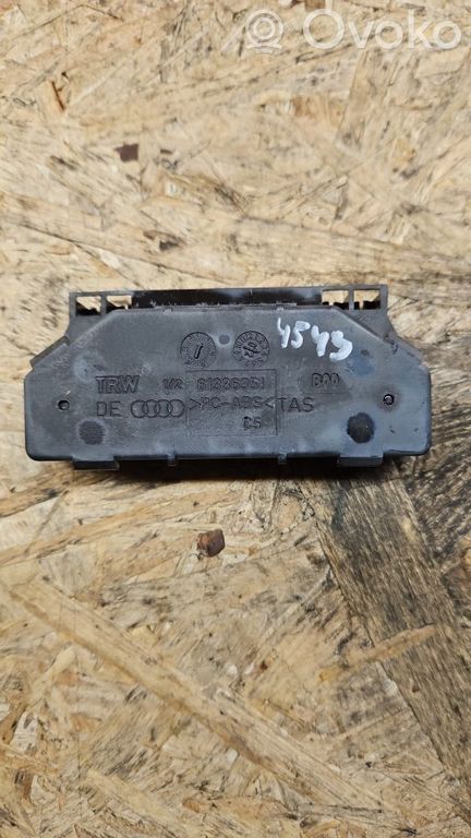 rrr-part-45-dbe73699ab4980ddb3567e1a570a57ab-1 Audi A6 S6 C5 4B Multifunctional control switch/knob