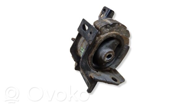 Toyota Avensis T250 Engine mounting bracket