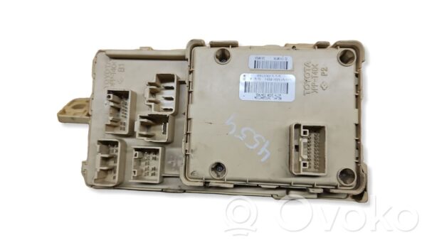 rrr-part-54-f3eb08456a52ecbd54adf8a4a6b9db49-1 Toyota Avensis T250 Fuse module