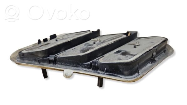 Citroen Berlingo Quarter panel pressure vent