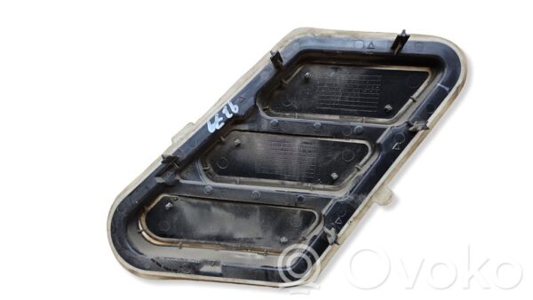 Citroen Berlingo Quarter panel pressure vent