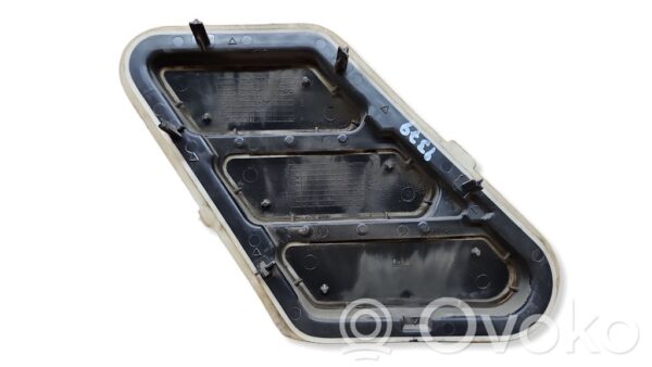 Citroen Berlingo Quarter panel pressure vent