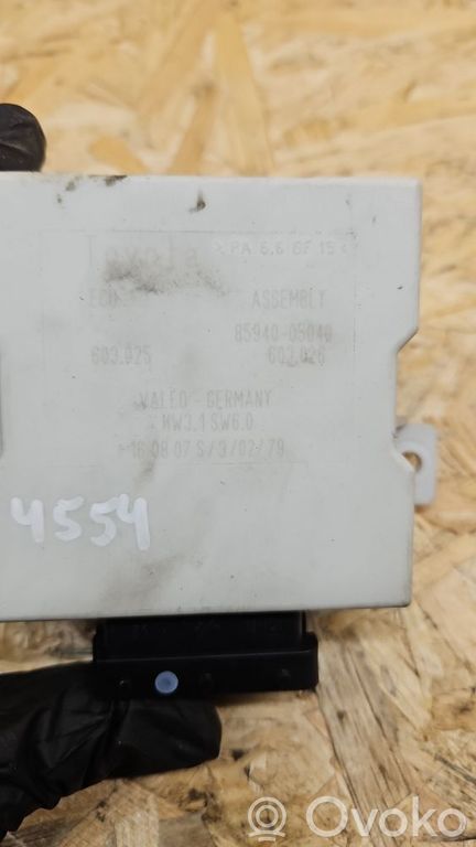 Toyota Avensis T250 Window wiper relay