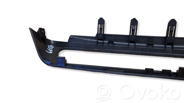 rrr-part-558-19da7356b7d0b9da23ab399868177218 Citroen Berlingo Climate control/heater control trim