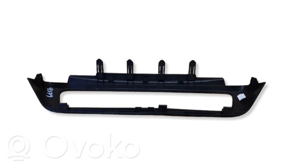 rrr-part-558-73377f1b497bc52364a6393e49bbdb34 Citroen Berlingo Climate control/heater control trim