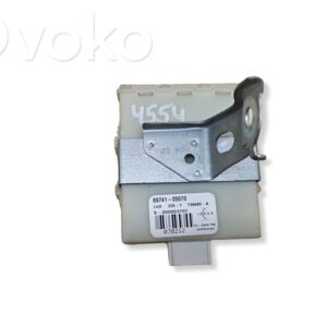 Toyota Avensis T250 Door control unit/module