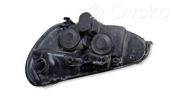 rrr-part-563-dc10de52d652b57496162b4cb88559c7-1 Ford Galaxy Headlight/headlamp