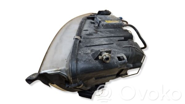 rrr-part-579-dac4a128463f7ec39737f73f5c56d372 Audi A6 S6 C5 4B Esituli/esilatern