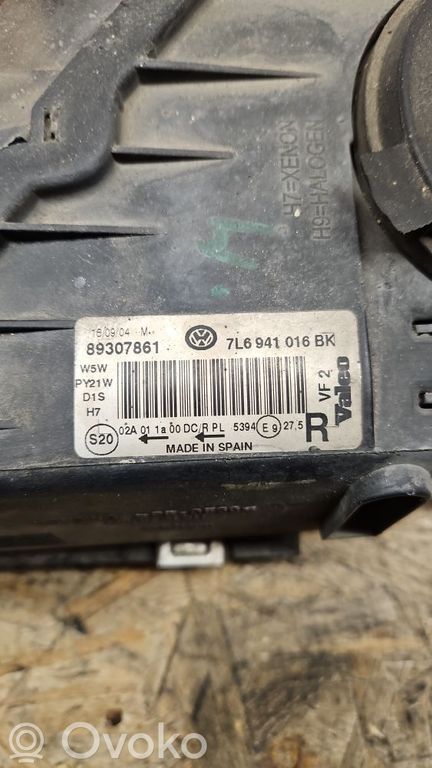 Volkswagen Touareg I Headlight/headlamp