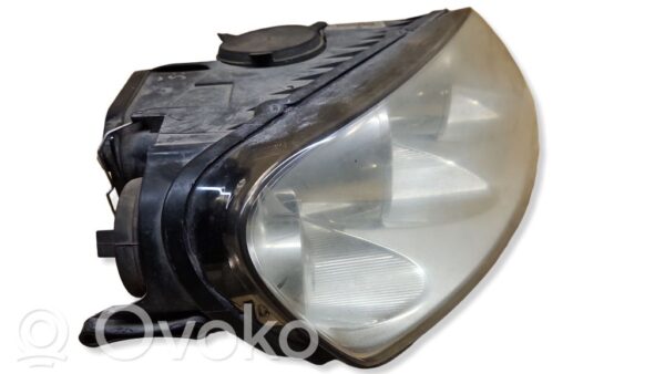 Volkswagen Touareg I Headlight/headlamp