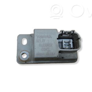 Toyota Avensis T250 Light washer relay