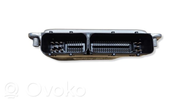 Audi A6 S6 C5 4B Mootori aju ECU