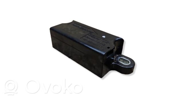Mercedes-Benz CLS C219 Airbag deployment crash/impact sensor