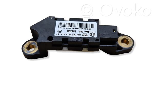 Mercedes-Benz CLS C219 Airbag deployment crash/impact sensor