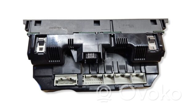 Audi A6 S6 C6 4F Climate control unit