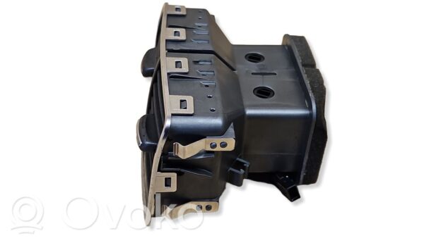 rrr-part-656-da3004958226d63842bee6a37104f98f Audi A6 S6 C6 4F Rear air vent grill