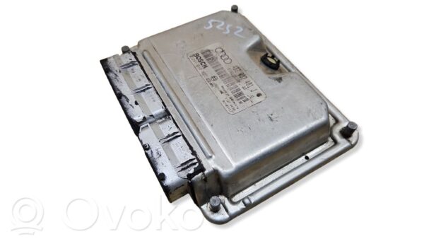 Audi A6 S6 C5 4B Mootori aju ECU