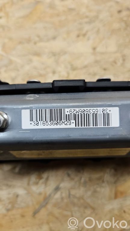 rrr-part-667-29cfe45c64d372f9f4bd53b9c0a56150 Lexus IS 220D-250-350 Knee airbag