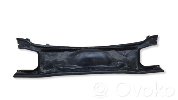 rrr-part-733-40cdb32fe95f496c98125814e7455e87 BMW 3 E90 E91 Other engine bay part
