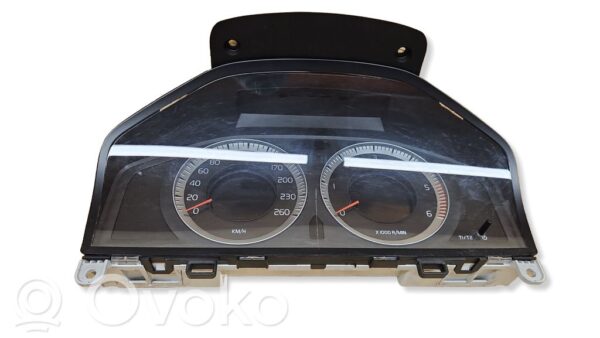 rrr-part-74-6c275c833252430368b76143d2ca6878-1 Volvo XC60 Speedometer (instrument cluster)