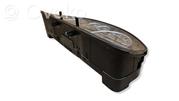 rrr-part-75-004682388e4e05a378bd5d10925f7dba-1 Audi A6 S6 C5 4B Speedometer (instrument cluster)